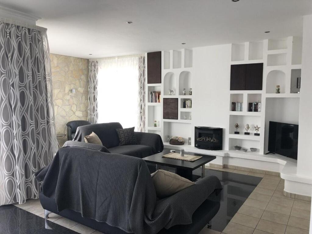 Annelie Comfortable Holiday Residence La Pared  Exterior photo